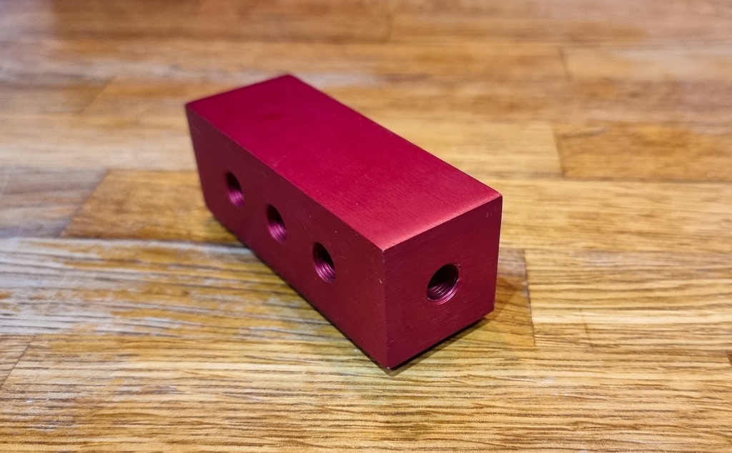 Red Aluminium Breather/Air Compressor Manifold